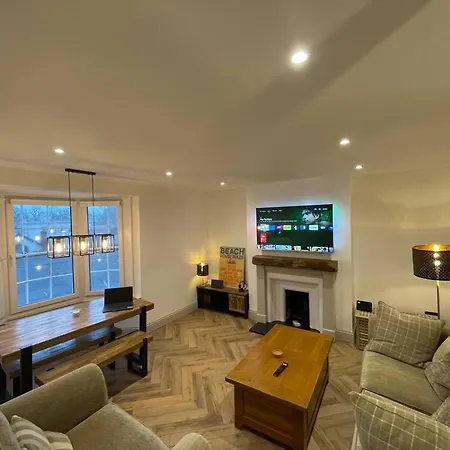 Апартаменты Cranford House 3 Bedroom *